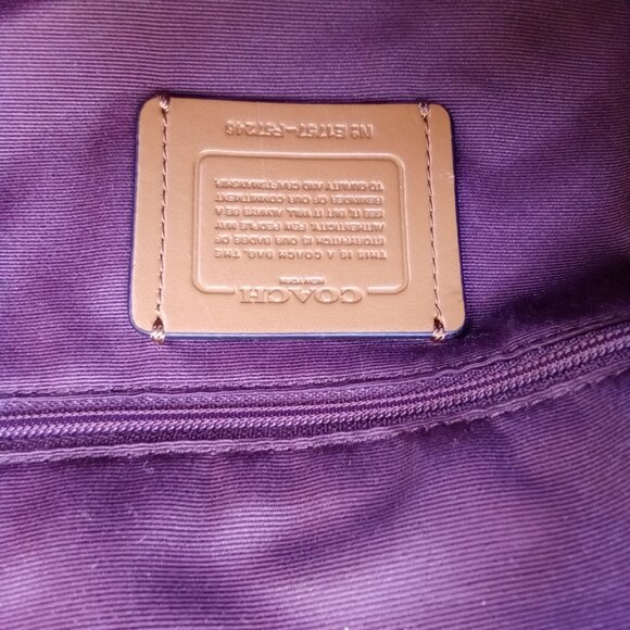 Coach Gorgeous $614 Legacy Jacquard Tote & Matching Wallet Set EUC - Picture 3 of 15